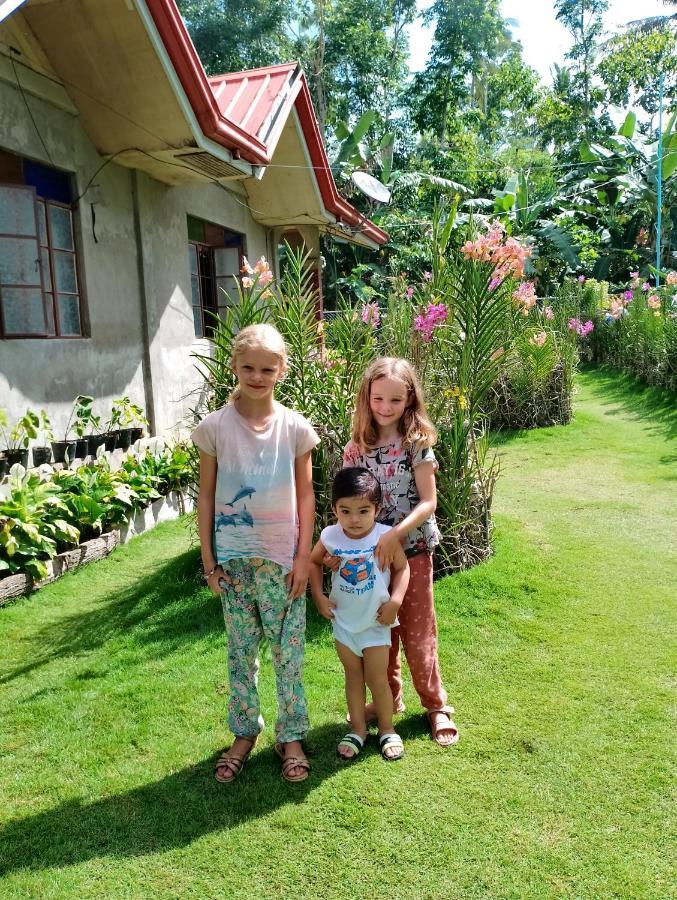 Lhoyjean Garden Hostel Batuan Eksteriør bilde