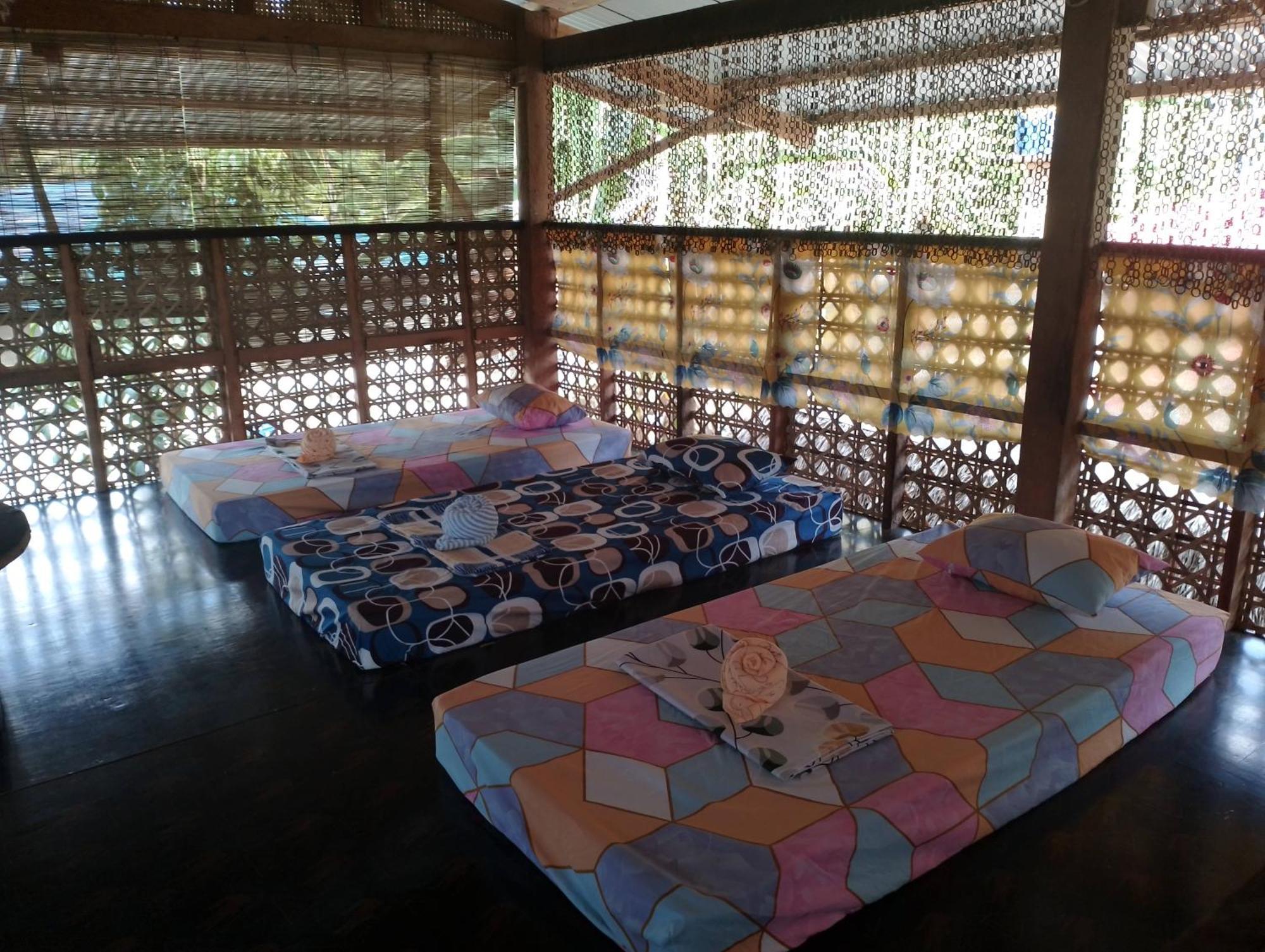 Lhoyjean Garden Hostel Batuan Eksteriør bilde