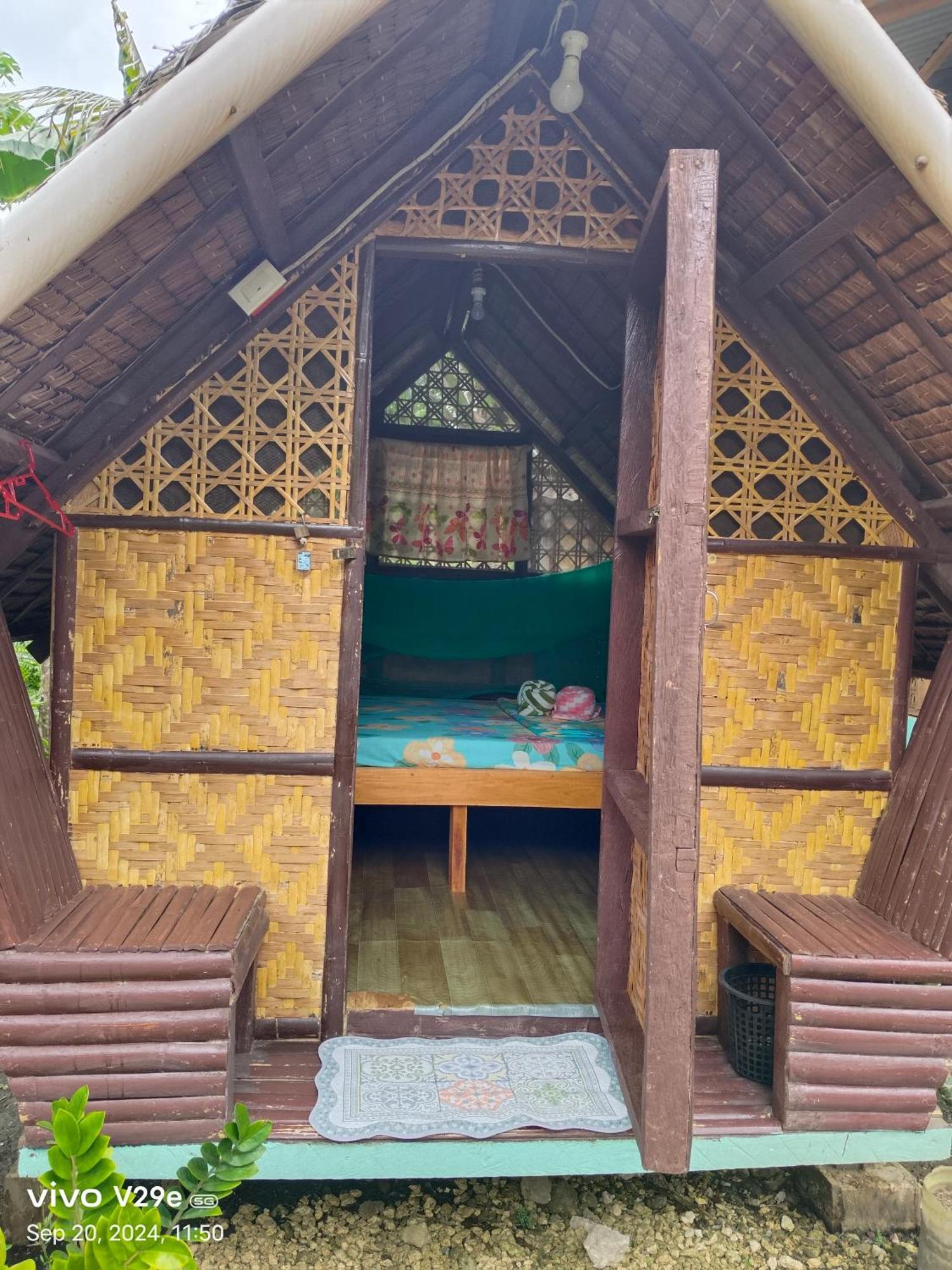 Lhoyjean Garden Hostel Batuan Eksteriør bilde