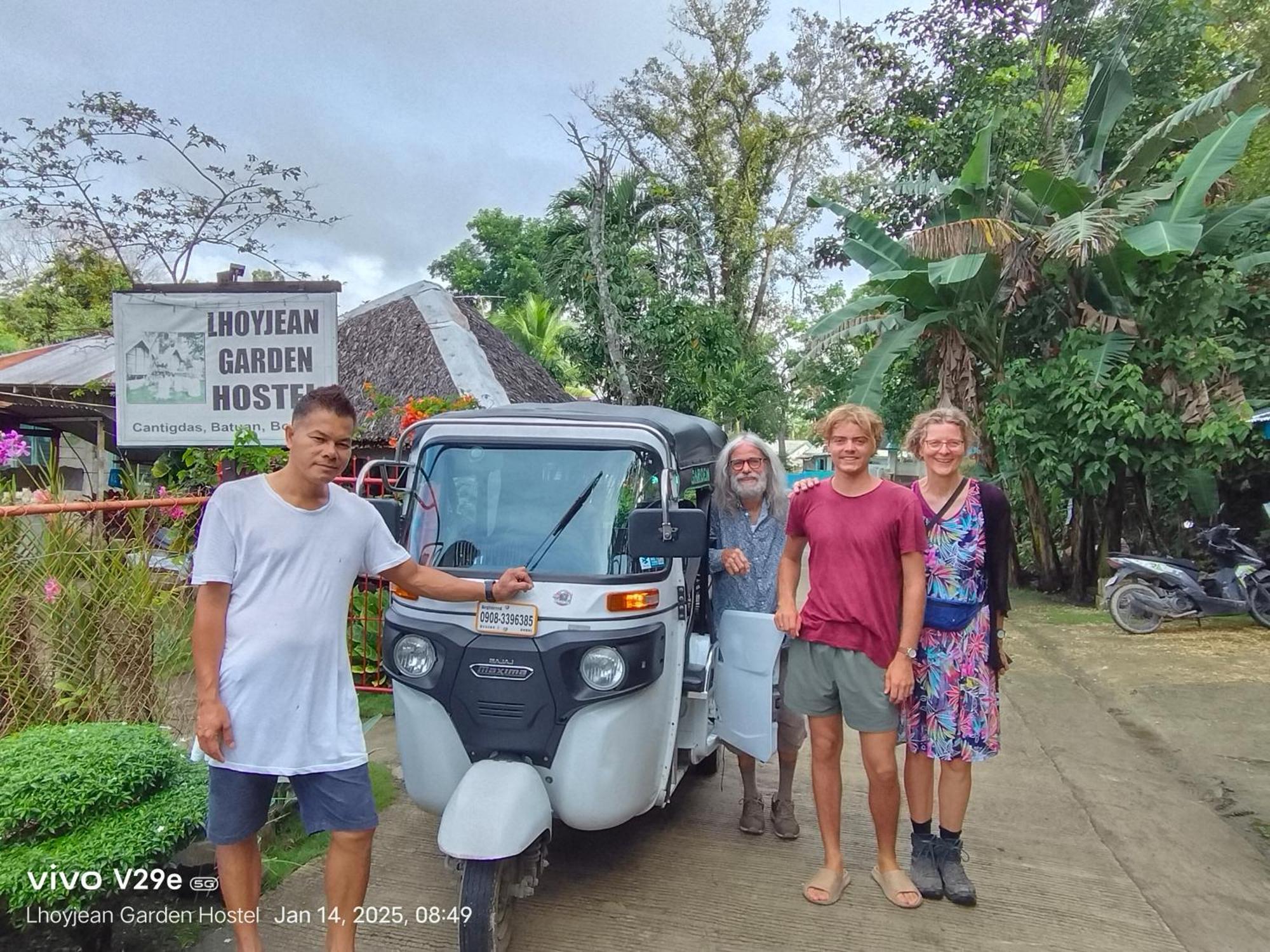 Lhoyjean Garden Hostel Batuan Eksteriør bilde